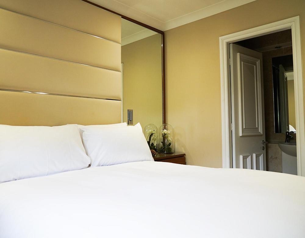 Отель 40 Winks Hospitality Дарем Номер фото